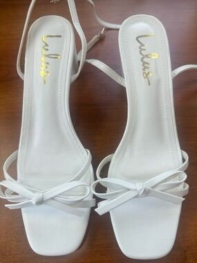 Lulu's Rezzy White Bow Ankle Strap High Heel Heeled Sandals Sz 10